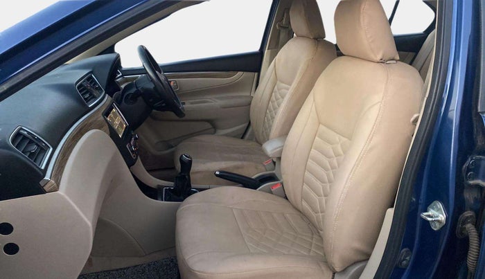2018 Maruti Ciaz ALPHA DIESEL 1.3, Diesel, Manual, 64,810 km, Right Side Front Door Cabin