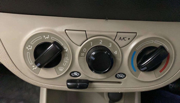 2017 Maruti Alto K10 VXI, Petrol, Manual, 30,071 km, AC Unit - Directional switch has minor damage