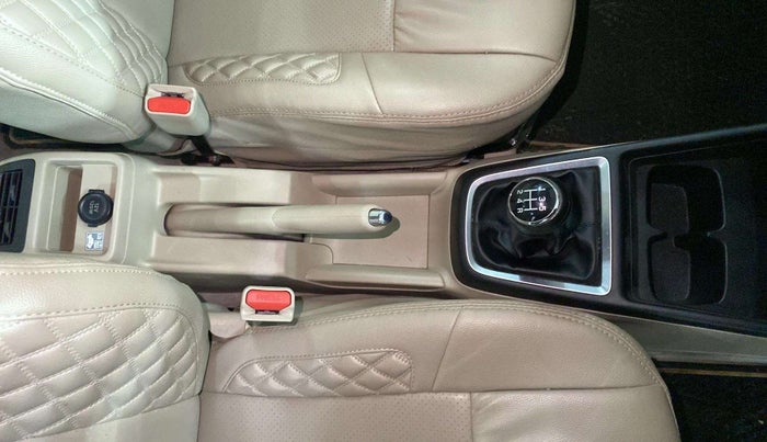 2018 Maruti Dzire VXI, Petrol, Manual, 22,152 km, Gear Lever