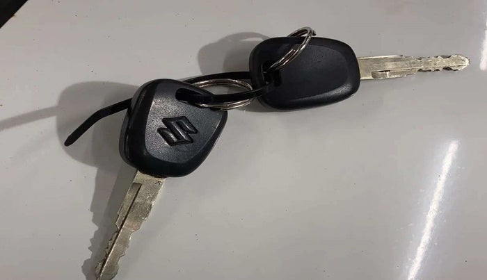 2019 Maruti New Wagon-R LXI CNG 1.0, CNG, Manual, 28,085 km, Key Close Up