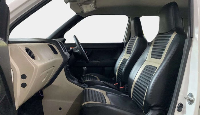 2019 Maruti New Wagon-R LXI CNG 1.0, CNG, Manual, 28,085 km, Right Side Front Door Cabin