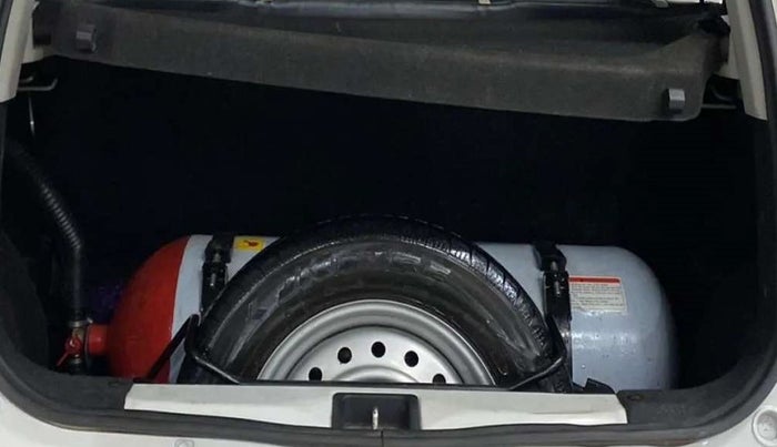 2019 Maruti New Wagon-R LXI CNG 1.0, CNG, Manual, 28,085 km, Boot Inside