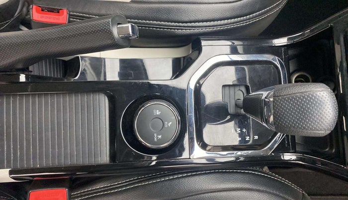 2022 Tata NEXON XZA PLUS SUNROOF DUAL TONE PETROL, Petrol, Automatic, 20,373 km, Gear Lever