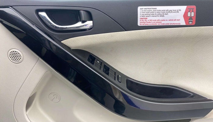 2022 Tata NEXON XZA PLUS SUNROOF DUAL TONE PETROL, Petrol, Automatic, 20,373 km, Driver Side Door Panels Control