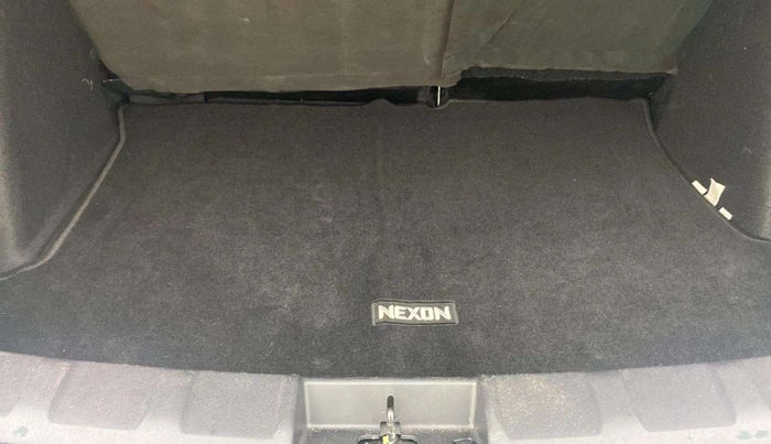 2022 Tata NEXON XZA PLUS SUNROOF DUAL TONE PETROL, Petrol, Automatic, 20,373 km, Boot Inside