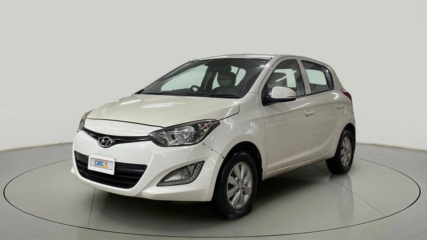 2013 Hyundai i20 SPORTZ 1.2, Petrol, Manual, 68,003 km, Left Front Diagonal