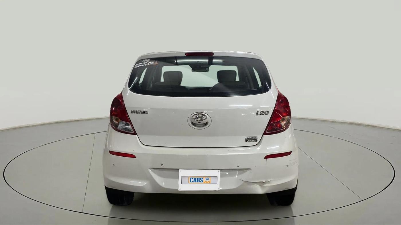 2013 Hyundai i20 SPORTZ 1.2, Petrol, Manual, 68,003 km, Back/Rear