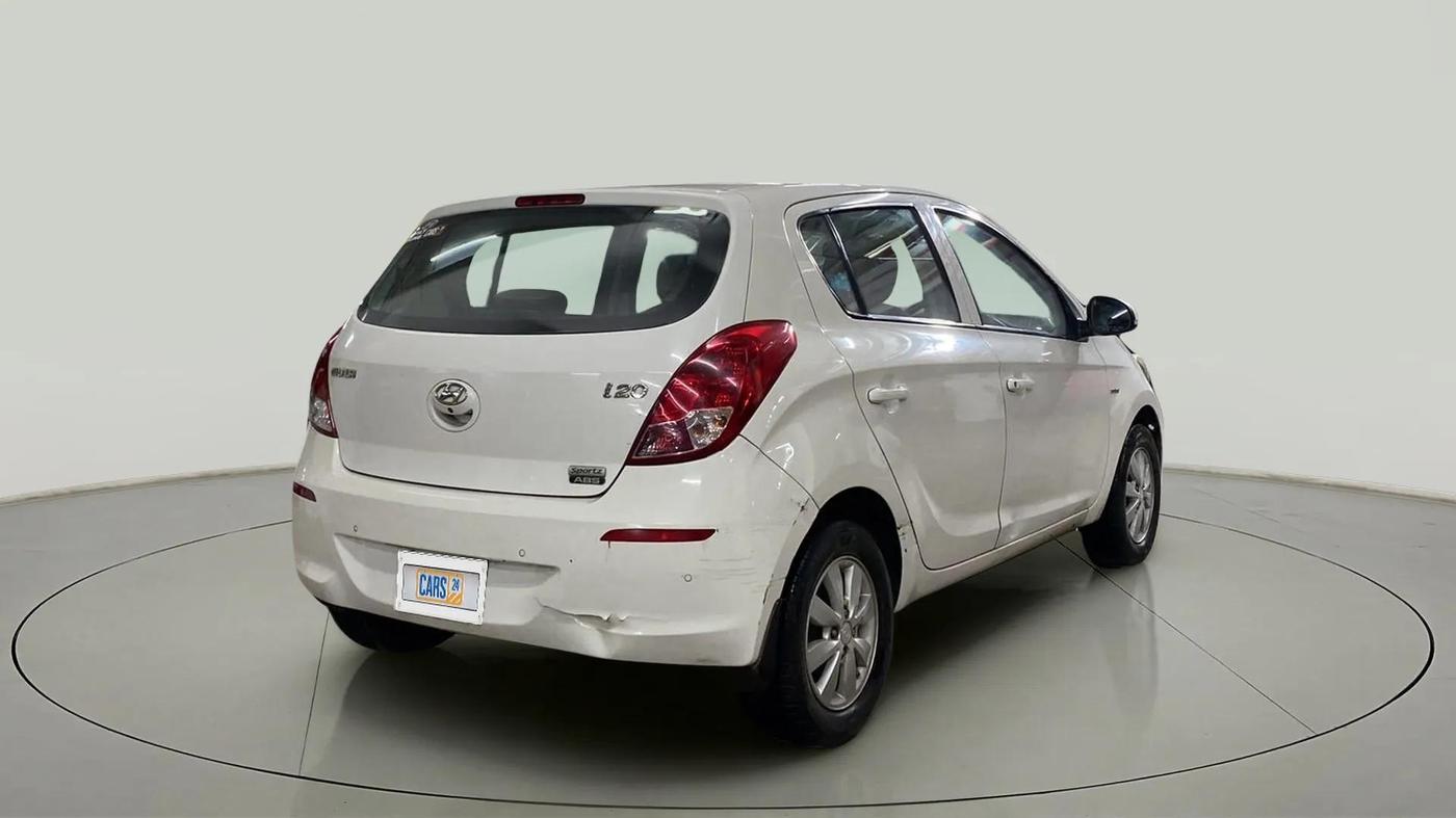 2013 Hyundai i20 SPORTZ 1.2, Petrol, Manual, 68,003 km, Right Back Diagonal