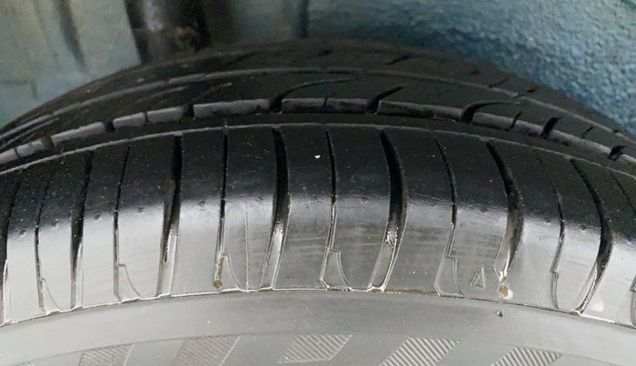 2018 Maruti IGNIS ZETA 1.2 K12, Petrol, Manual, 13,440 km, Right Rear Tyre Tread