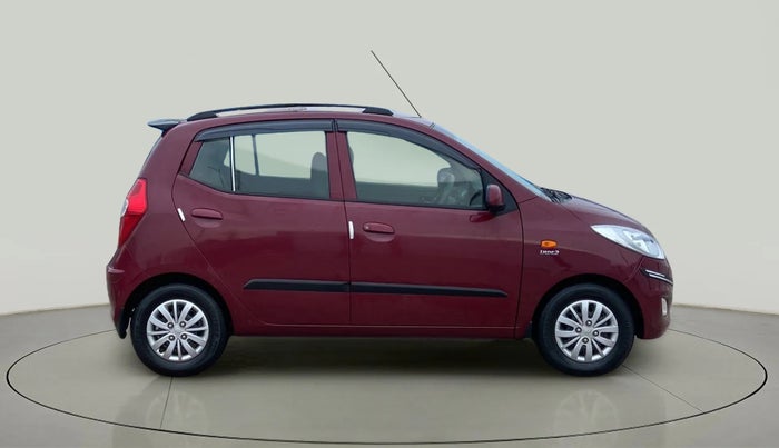 2016 Hyundai i10 SPORTZ 1.1, Petrol, Manual, 20,536 km, Right Side View