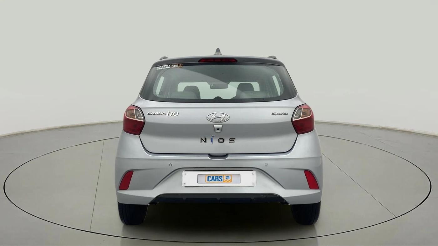 2021 Hyundai GRAND I10 NIOS SPORTZ AMT 1.2 KAPPA VTVT, Petrol, Automatic, 28,497 km, Back/Rear