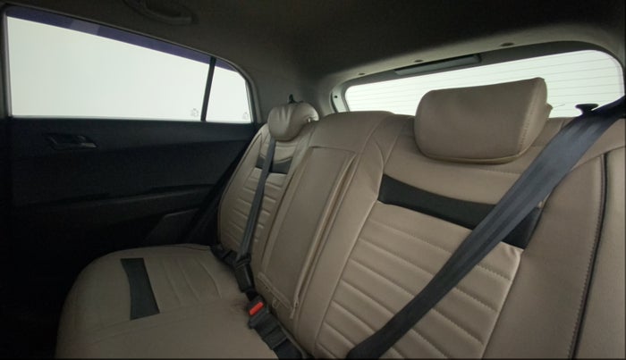 2016 Hyundai Creta S 1.6 PETROL, Petrol, Manual, 49,174 km, Right Side Rear Door Cabin