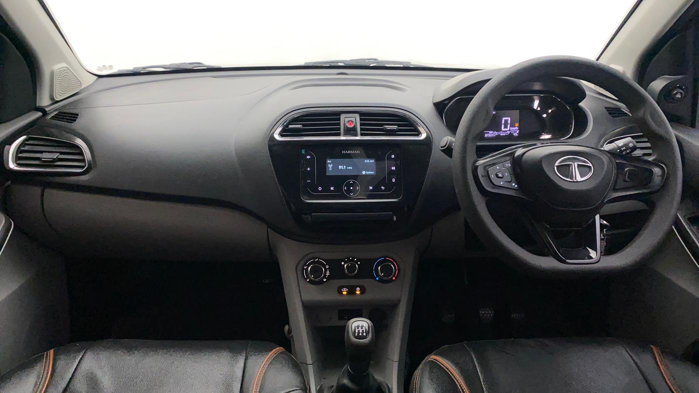 2021 Tata Tiago XT PETROL, Petrol, Manual, 32,269 km, Dashboard