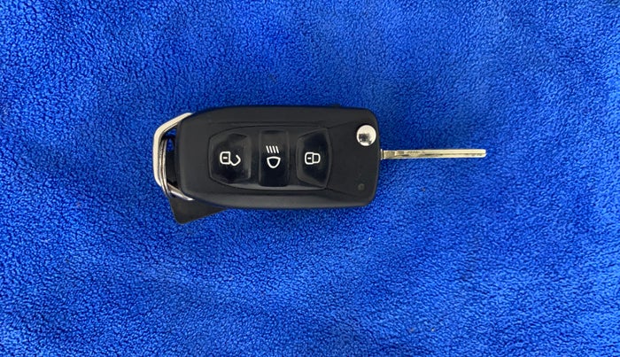 2021 Tata Tiago XT PETROL, Petrol, Manual, 32,269 km, Key Close Up