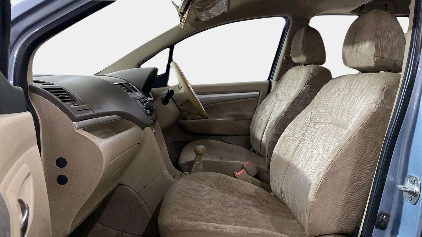 2013 Maruti Ertiga ZXI, Petrol, Manual, 34,455 km, Right Side Front Door Cabin