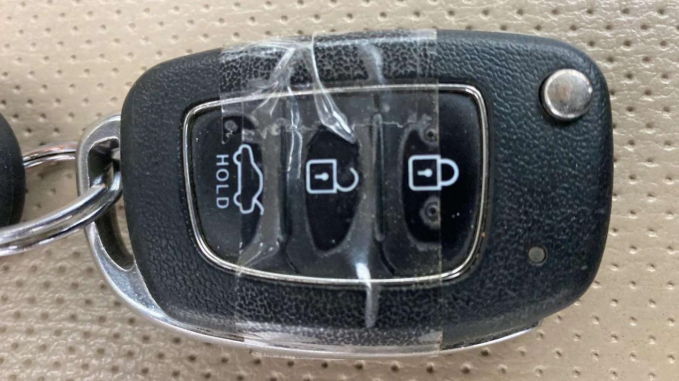 2019 Hyundai Xcent SX 1.2, Petrol, Manual, 60,731 km, Key Close Up