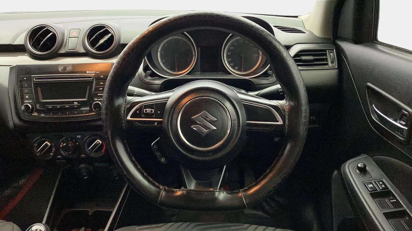 2019 Maruti Swift VXI, Petrol, Manual, 93,754 km, Steering Wheel Close Up