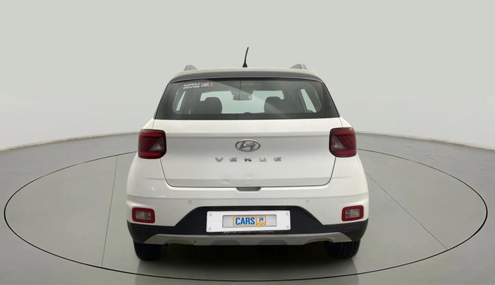 2022 Hyundai VENUE S 1.2, Petrol, Manual, 31,406 km, Back/Rear
