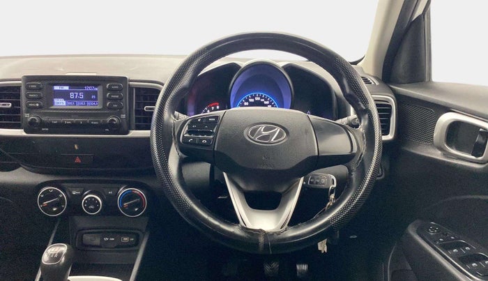 2022 Hyundai VENUE S 1.2, Petrol, Manual, 31,406 km, Steering Wheel Close Up