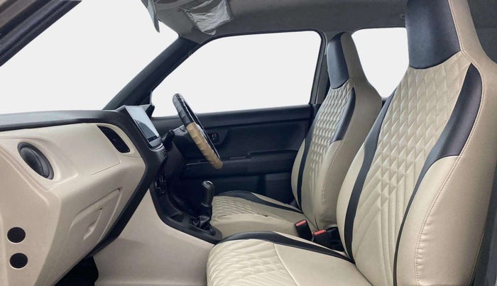 2020 Maruti New Wagon-R LXI 1.0, Petrol, Manual, 29,173 km, Right Side Front Door Cabin