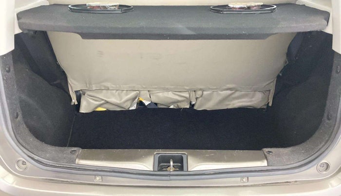 2020 Maruti New Wagon-R LXI 1.0, Petrol, Manual, 29,173 km, Boot Inside