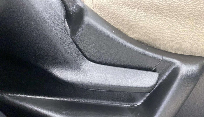 2020 Maruti New Wagon-R LXI 1.0, Petrol, Manual, 29,173 km, Driver Side Adjustment Panel