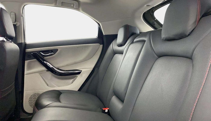2020 Tata NEXON XZ PLUS PETROL SUNROOF, Petrol, Manual, 25,416 km, Right Side Rear Door Cabin
