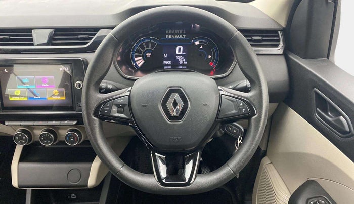 2023 Renault TRIBER RXT AMT, Petrol, Automatic, 7,020 km, Steering Wheel Close Up