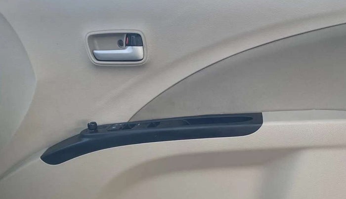 2021 Maruti Celerio ZXI, Petrol, Manual, 25,018 km, Driver Side Door Panels Control