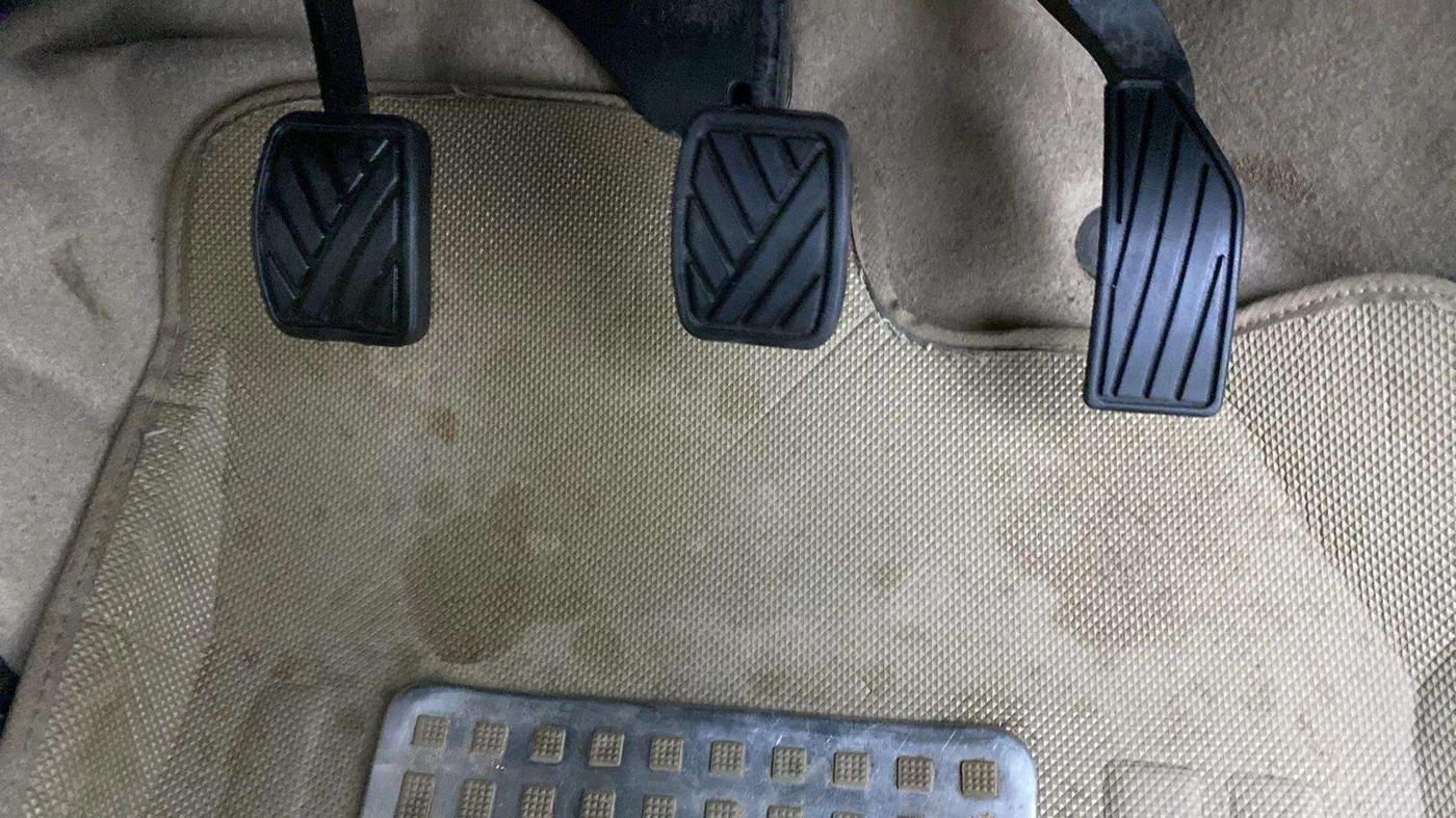 2017 Maruti Ertiga VDI SHVS, Diesel, Manual, 42,202 km, Pedals
