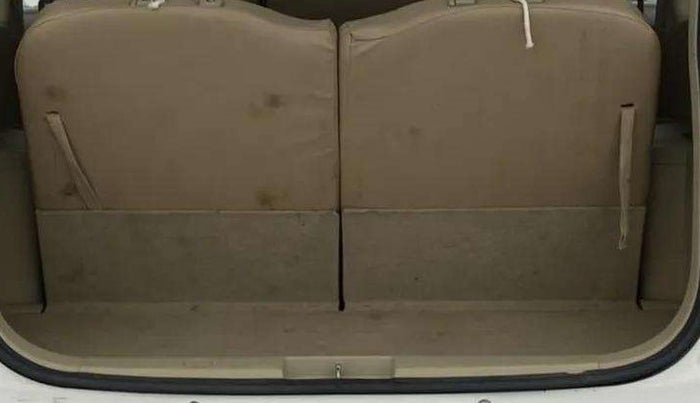 2017 Maruti Ertiga VDI SHVS, Diesel, Manual, 42,202 km, Boot Inside