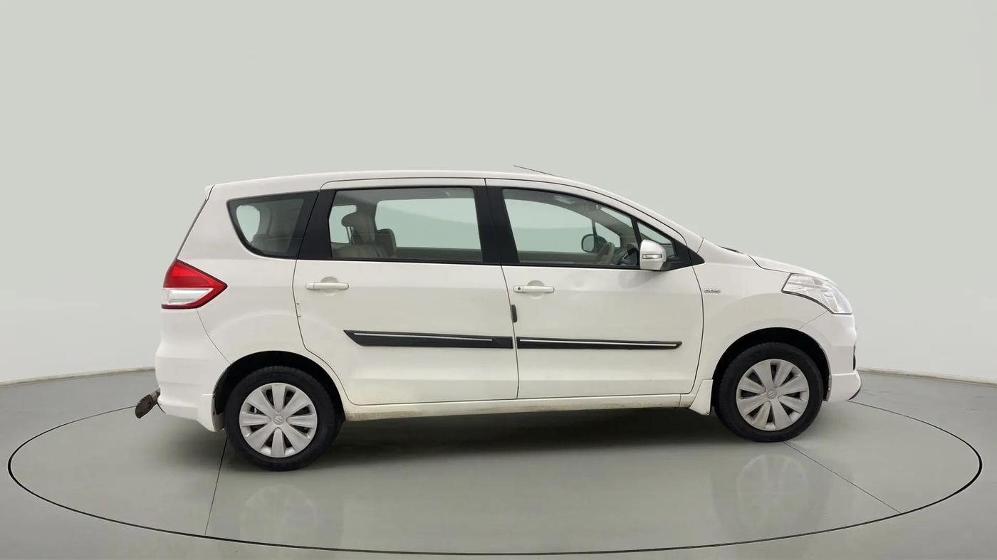 2017 Maruti Ertiga VDI SHVS, Diesel, Manual, 42,202 km, Right Side View