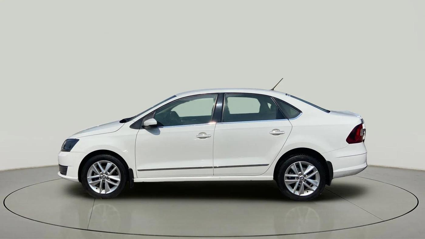 2021 Skoda Rapid STYLE TSI, Petrol, Manual, 77,969 km, Left Side