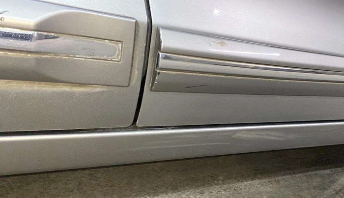 2018 Maruti Baleno DELTA PETROL 1.2, Petrol, Manual, 98,354 km, Right running board - Minor scratches