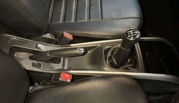 2018 Maruti Baleno DELTA PETROL 1.2, Petrol, Manual, 98,354 km, Gear Lever