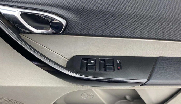 2019 Tata Tiago XZ PLUS PETROL, Petrol, Manual, 38,250 km, Driver Side Door Panels Control