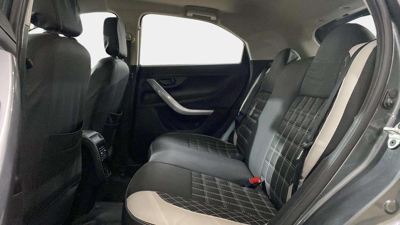 2022 Tata NEXON XM PLUS SUNROOF PETROL, Petrol, Manual, 13,542 km, Right Side Rear Door Cabin
