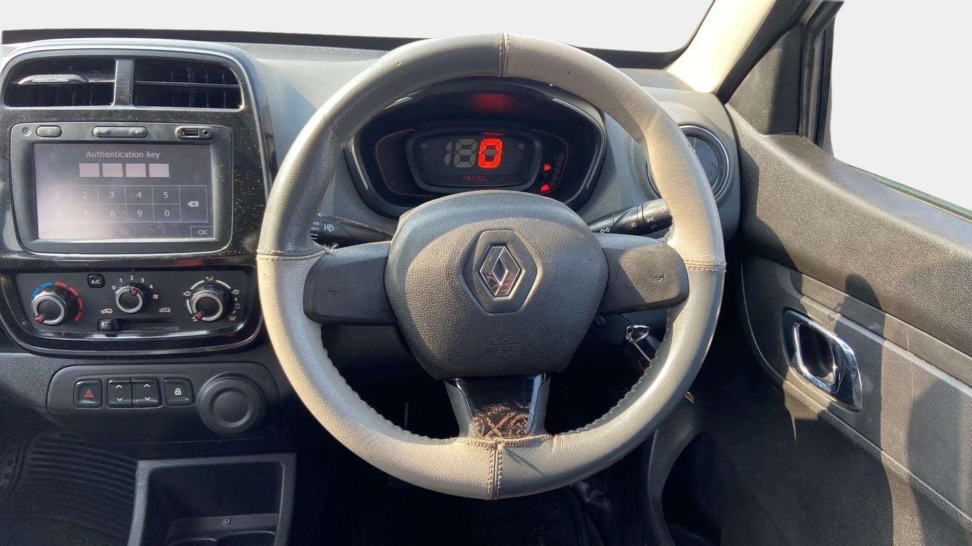2018 Renault Kwid RXT 1.0 (O), Petrol, Manual, 78,084 km, Steering Wheel Close Up