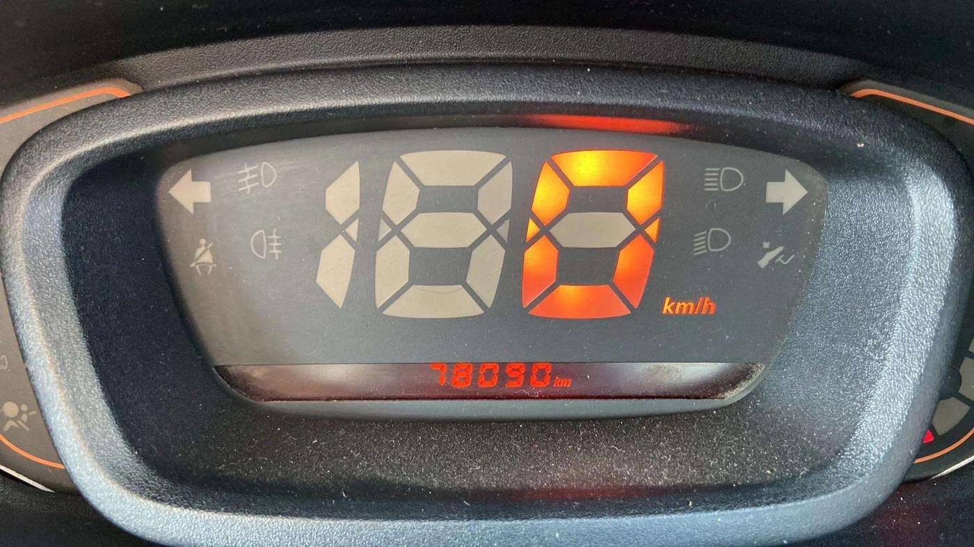 2018 Renault Kwid RXT 1.0 (O), Petrol, Manual, 78,084 km, Odometer Image