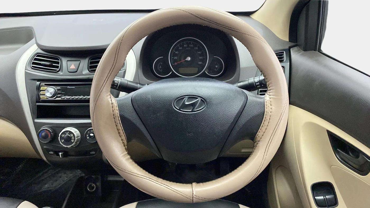 2014 Hyundai Eon 1.0 KAPPA ERA +, Petrol, Manual, 64,835 km, Steering Wheel Close Up