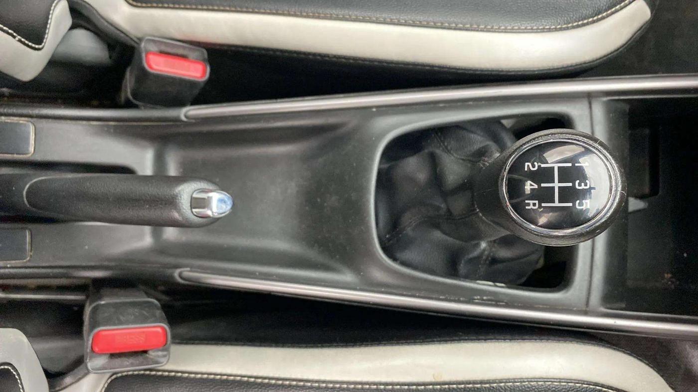 2019 Maruti Baleno ZETA PETROL 1.2, Petrol, Manual, 69,857 km, Gear Lever