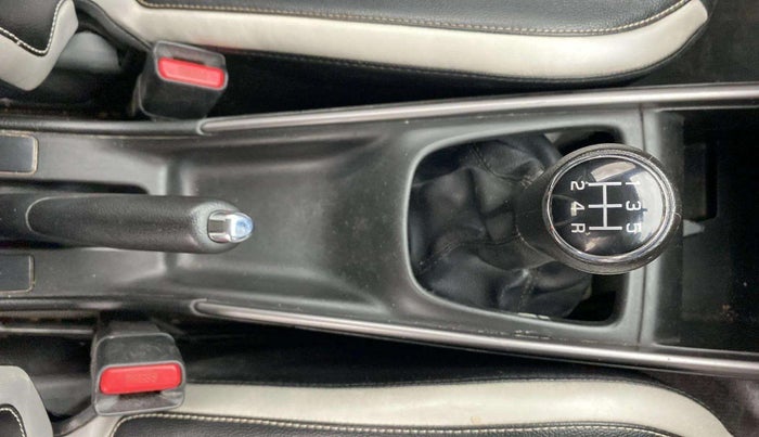 2019 Maruti Baleno ZETA PETROL 1.2, Petrol, Manual, 69,857 km, Gear Lever