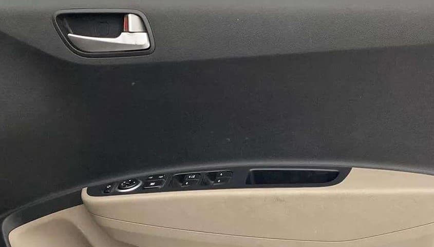 2016 Hyundai Grand i10 ASTA AT 1.2 KAPPA VTVT, Petrol, Automatic, 23,814 km, Driver Side Door Panels Control