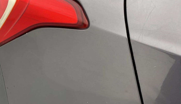 2016 Hyundai Grand i10 ASTA AT 1.2 KAPPA VTVT, Petrol, Automatic, 23,814 km, Right quarter panel - Minor scratches