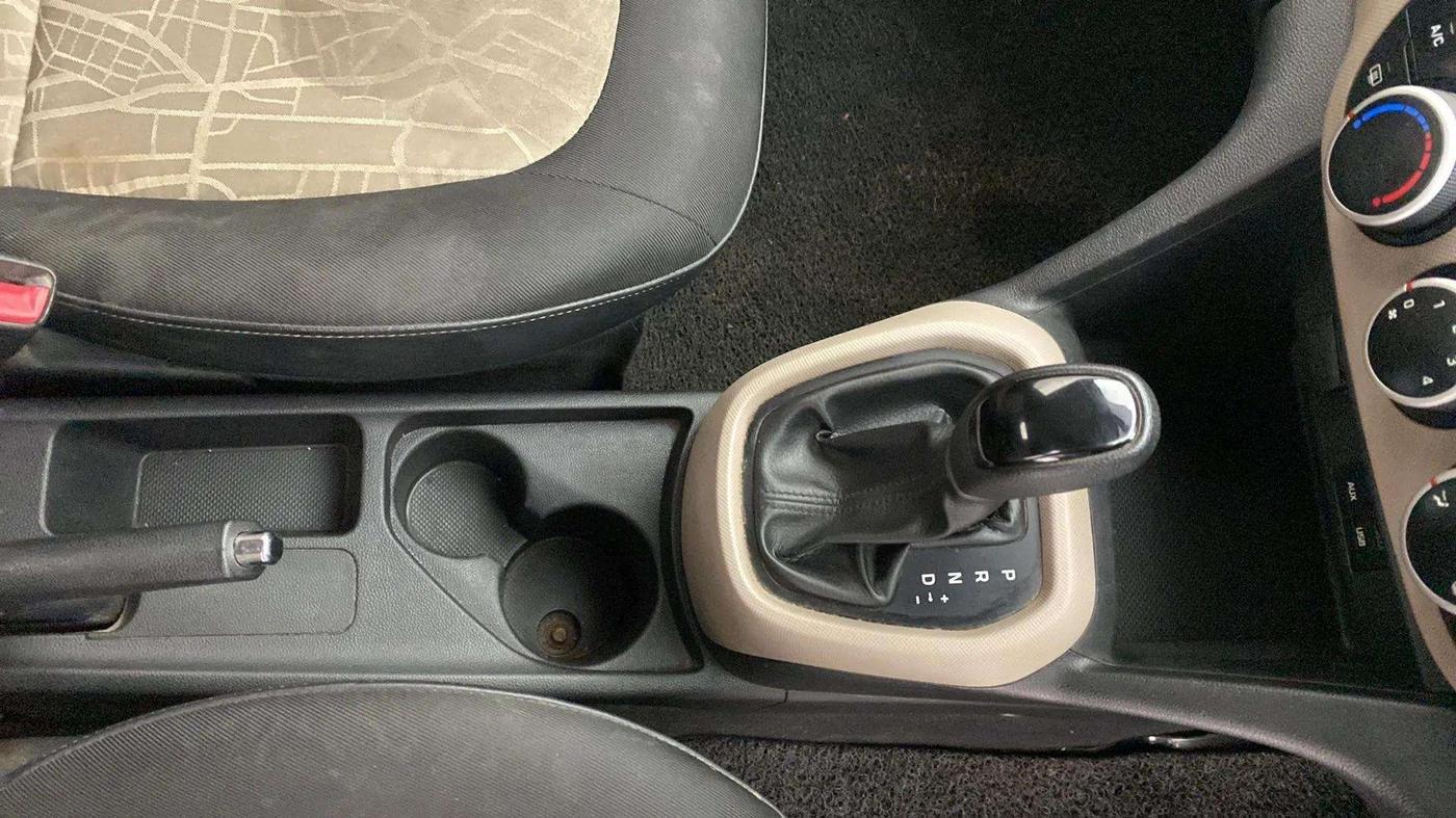 2016 Hyundai Grand i10 ASTA AT 1.2 KAPPA VTVT, Petrol, Automatic, 23,814 km, Gear Lever