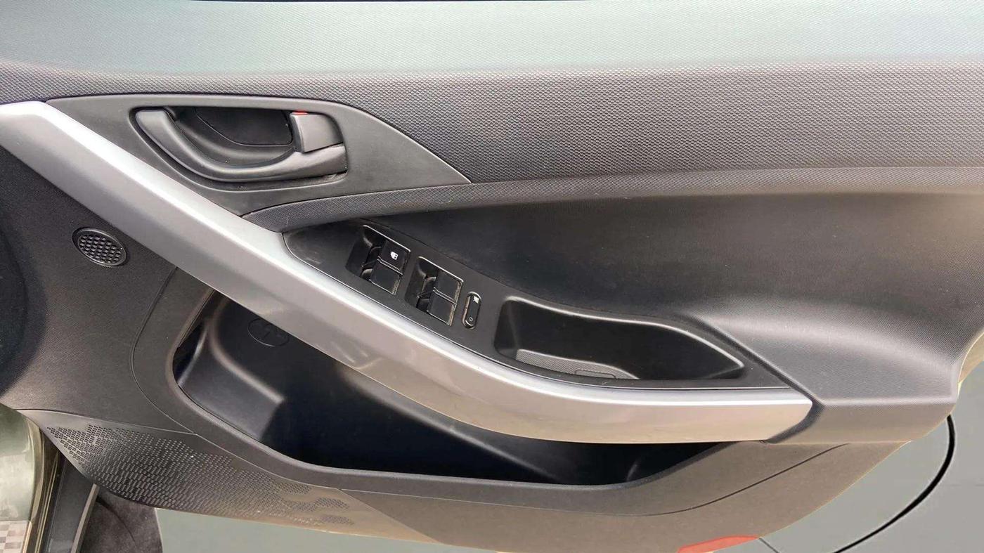 2022 Tata NEXON XMA SUNROOF PETROL, Petrol, Automatic, 51,652 km, Driver Side Door Panels Control