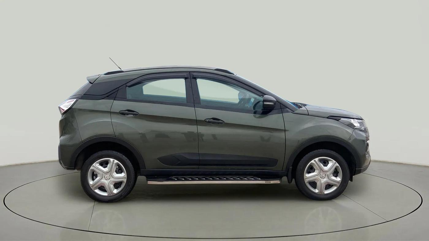 2022 Tata NEXON XMA SUNROOF PETROL, Petrol, Automatic, 51,652 km, Right Side View