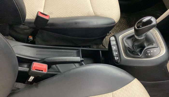 2018 Hyundai NEW SANTRO MAGNA AMT, Petrol, Automatic, 13,495 km, Gear Lever
