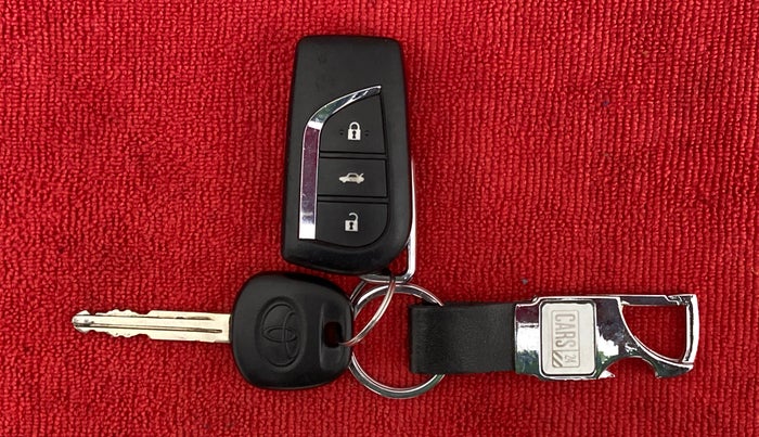 2020 Toyota YARIS J CVT, Petrol, Automatic, 20,004 km, Key Close Up