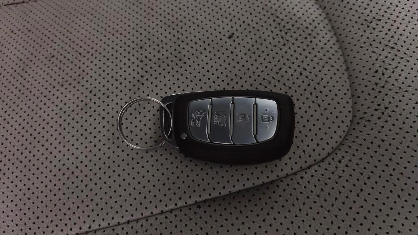 2021 Hyundai Creta SX (O) AT 1.5 DIESEL, Diesel, Automatic, 1,33,391 km, Key Close Up